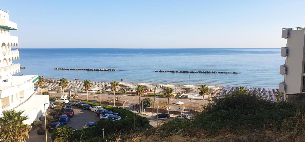Bed and Breakfast Tramonto Sul Mare Термолі Екстер'єр фото